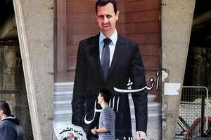 Israel dọa 'loại bỏ' ông Assad nếu để Iran hoạt động tại Syria
