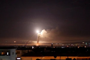 Nga: 28 tiêm kích Israel phóng 70 tên lửa sang Syria