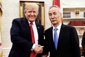 Trung Quốc nhượng bộ Mỹ để tránh chiến tranh thương mại