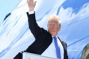 Ông Trump và ông Kim sẽ gặp riêng 45 phút