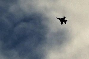 Syria tố liên quân Mỹ ném bom vị trí quân đội chính phủ