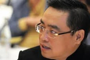 Tỉ phú Trung Quốc ngã tử vong từ độ cao 15 m ở Pháp