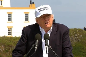 Ông Trump gọi EU là kẻ thù của nước Mỹ