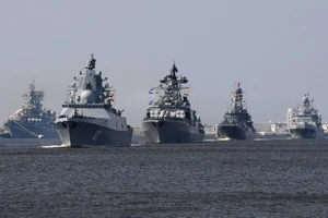Mỹ: Vì sao tàu chiến Nga vẫn áp sát Syria dù đã hết tập trận?
