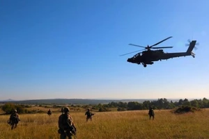 Mỹ điều 5.200 quân tới biên giới với Mexico chặn người di cư