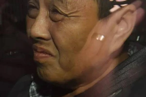 Kế hoạch nhét kim khâu vào dâu tây được chuẩn bị kỹ lưỡng