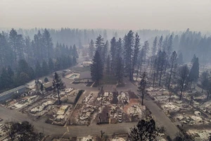 Thị trấn ở California hoang tàn sau thảm họa cháy rừng