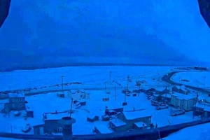 Thị trấn ở Alaska trải qua 65 ngày không thấy mặt trời