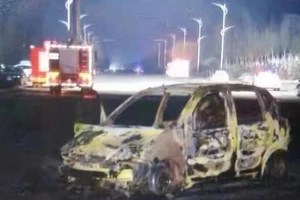 Nổ lớn nhà máy hóa chất TQ, 22 người chết, 50 xe bị thiêu rụi