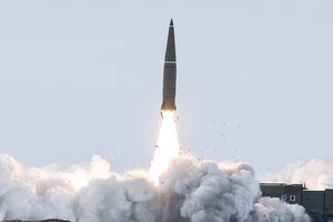 Nga thử loạt vũ khí mới để buộc Mỹ rút khỏi Syria?