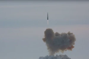 Ông Putin: Nga sẵn sàng triển khai tên lửa siêu thanh Avangard