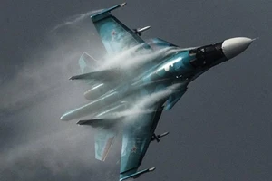 2 tiêm kích bom Su-34 Nga đâm nhau trên không