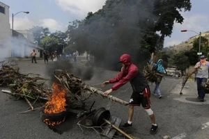 Venezuela bắt nhóm binh sĩ 'nổi loạn' đòi lật đổ tổng thống