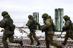 Nga đào tạo 100 quân nhân Trung Quốc vận hành S-400