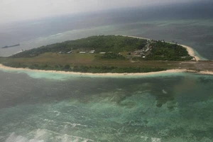 Philippines tố 275 tàu Trung Quốc áp sát đảo Thị Tứ