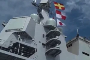 Trung Quốc hé lộ dàn vũ khí trên tàu sân bay nội địa đầu tiên