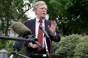 Giới chức Mỹ họp bàn phương án quân sự ở Venezuela