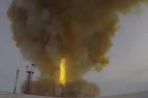 Ông Putin: Nga phải có vũ khí phòng thủ siêu thanh đầu tiên