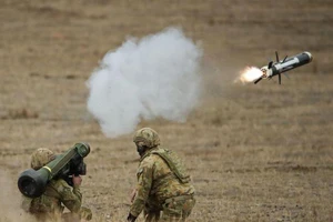 Mỹ chuẩn bị bán 2 tỉ USD vũ khí cho Đài Loan