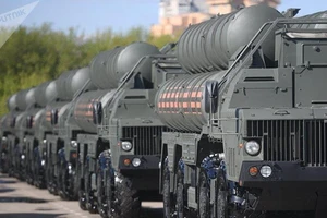 Thêm quốc gia quyết mua S-400 Nga bất chấp Mỹ trừng phạt
