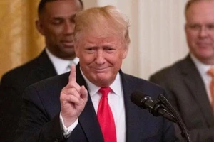 Ông Trump chỉ ra quốc gia đứng sau vụ tấn công tàu chở dầu