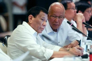 Ông Duterte: Vụ tàu cá bị đâm chìm là 'sự cố hàng hải nhỏ'