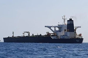 Anh bắt giữ siêu tàu chở dầu của Iran theo yêu cầu của Mỹ?