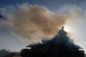 LNA tuyên bố giai đoạn đầu đánh Tripoli kết thúc thành công