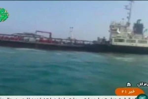 Iran công bố video bắt tàu dầu chở 700.000 lít dầu lậu