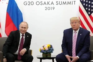 Ông Putin đề nghị bán vũ khí siêu thanh cho ông Trump