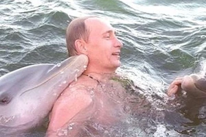 Hé lộ video chưa từng nhìn thấy về ông Putin trong 20 năm qua