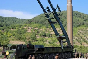 Tên lửa Hwasong-14 của Triều Tiên.