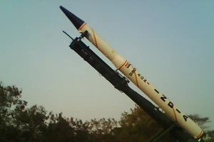 Chính phủ Ấn Độ tuyên bố nước này có thể tấn công bất cứ nơi nào tại Trung Quốc bằng đầu đạn hạt nhân. Ảnh: Universalashic