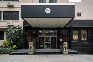 Lãnh sự quán Mỹ tại Thành Đô (Trung Quốc). 