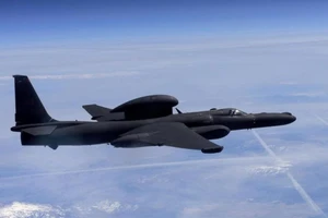 Máy bay trinh sát Mỹ vào vùng cấm bay khi Trung Quốc tập trận