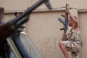 Nga nói về tin dùng Syria đưa vũ khí, lính đánh thuê tới Libya