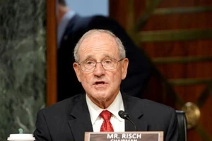 Phe Dân chủ Mỹ công bố kế hoạch 350 tỉ USD đối đầu Trung Quốc