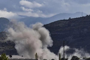 Vừa ký thỏa thuận ngừng bắn, Azerbaijan-Armenia vi phạm ngay 