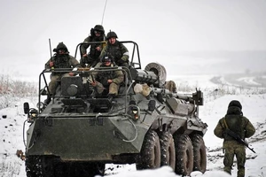 Ông Putin: Nga bất đắc dĩ vướng vào chạy đua vũ trang với Mỹ