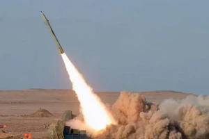 Iran triển khai tên lửa, UAV tới Iraq giữa lúc căng với Mỹ