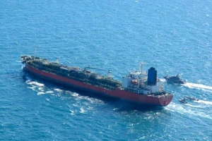 Iran bắt tàu chở dầu Hàn Quốc có thuyền viên Việt 