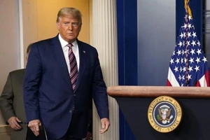 Đến lượt Iraq phát lệnh bắt ông Trump vụ Tướng Soleimani chết