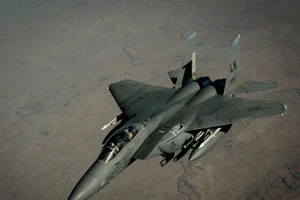 Mỹ không kích Syria: Nga lên án, Damascus nói 'hèn nhát'