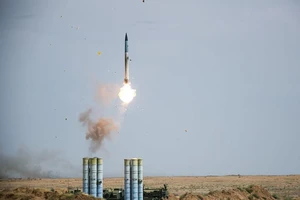 Ấn Độ triển khai 'cặp đôi vạn năng' Rafale và S-400, máy bay Trung Quốc gặp khó?