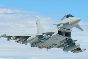 6 tiêm kích có thể đẩy lùi cuộc tấn công từ F-22 và F-35 Mỹ, Nga đã có tới 3