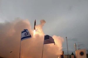 Mỹ-Israel muốn đi trước Nga-Trung Quốc một bước bằng hệ thống tên lửa mới