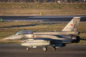 Thổ Nhĩ Kỳ tính nâng cấp F-16 để thế F-35 nhưng quyết không từ bỏ tiêm kích Mỹ