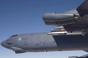 Nga, Trung Quốc hay Mỹ sẽ cán đích trước trong cuộc đua vũ khí siêu thanh?