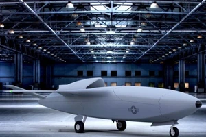 Mỹ đang phát triển 2 UAV tối mật để chiếu tướng Trung Quốc?