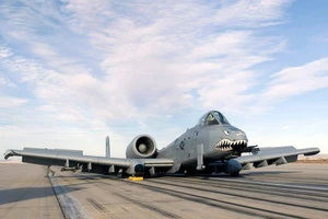 Trách nhiệm nặng nề của F-35 sau khi cường kích huyền thoại "Thần sấm" A-10 Thunderbolt II về hưu